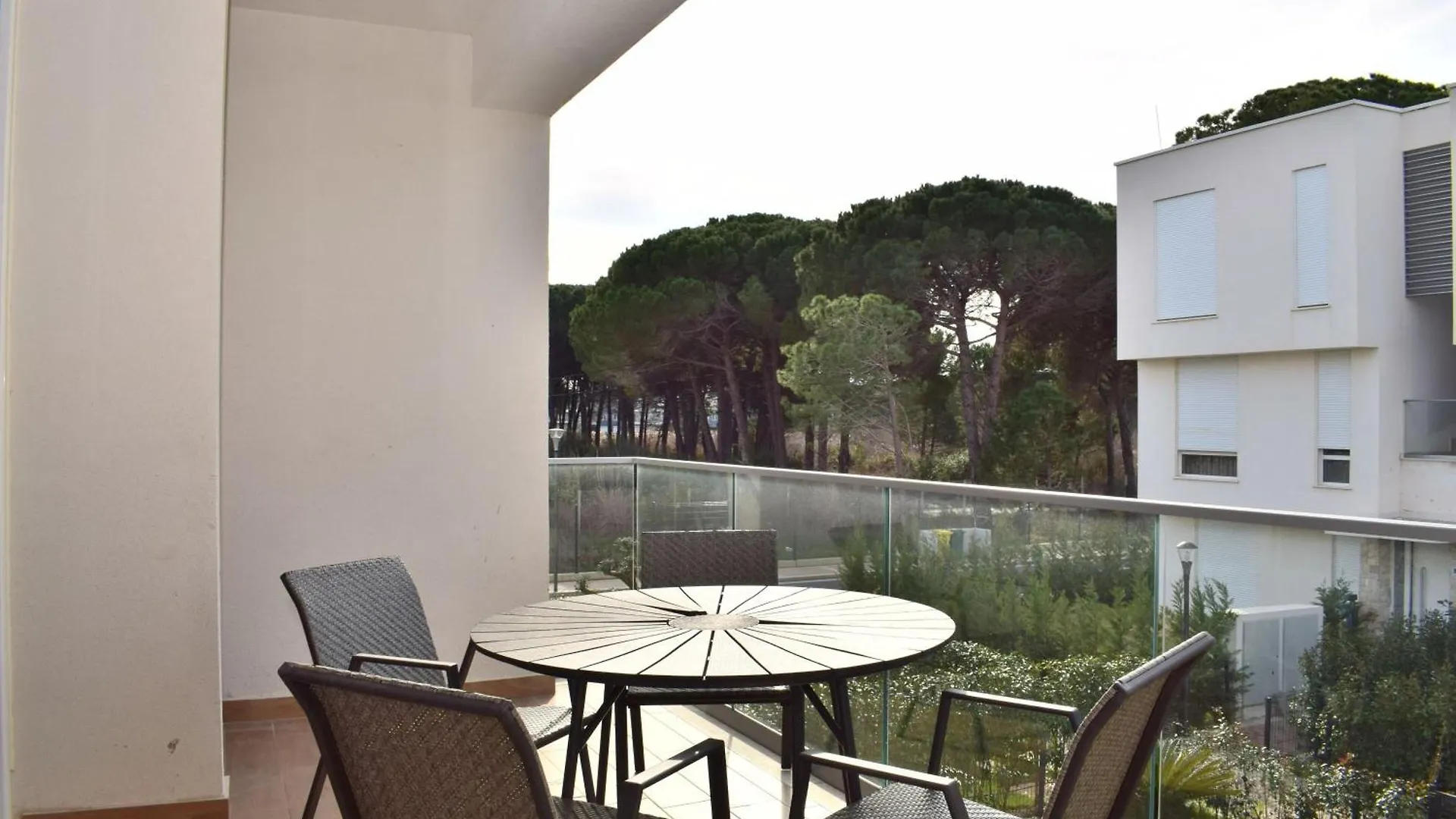 Pastel Apartment - Happy Rentals Plazhi San Pietro